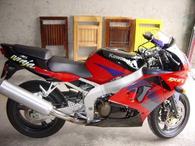 zx 600 rood